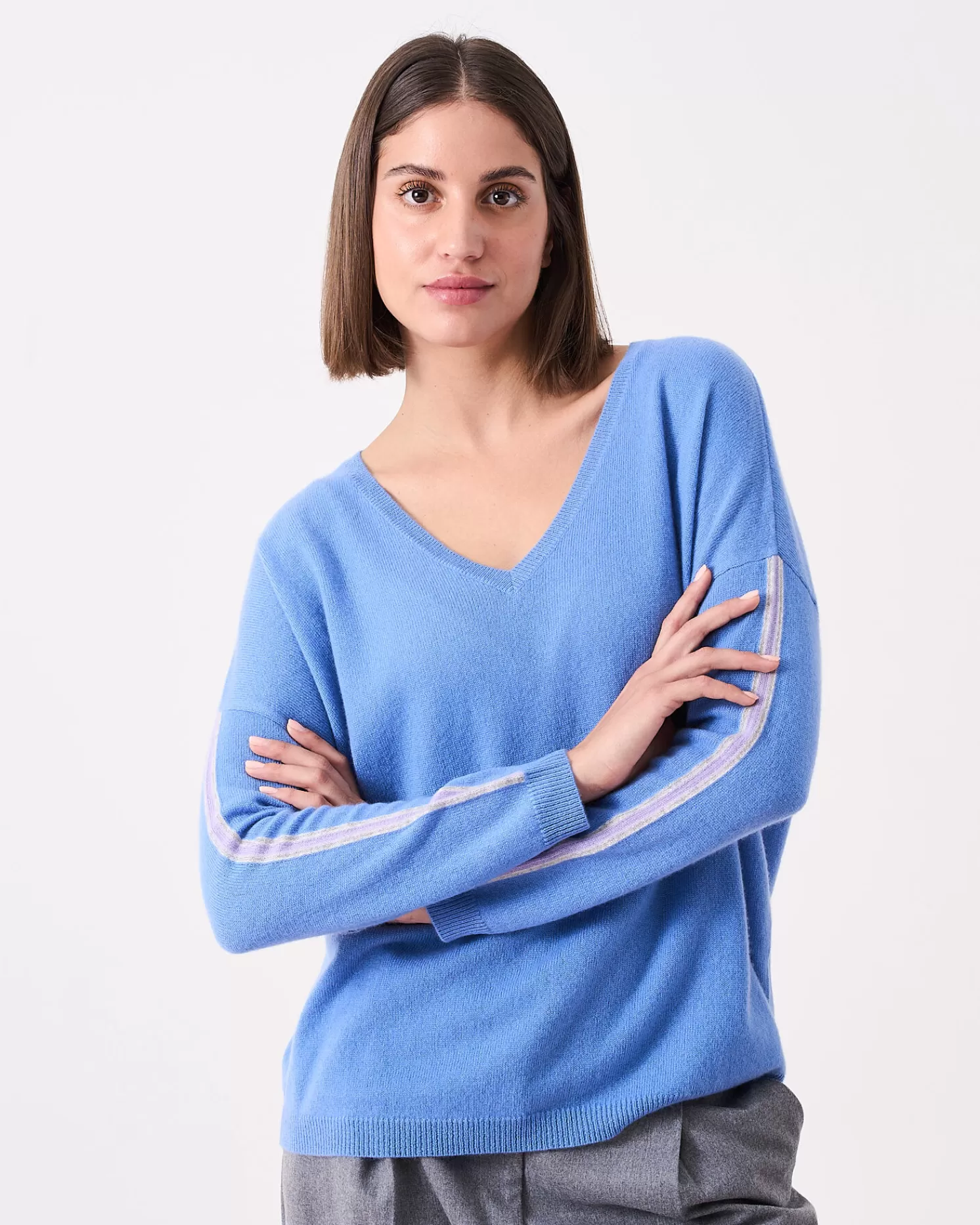 dunmore_4-1.webp Absolut Cashmere Dunmore<DAMES V-Hals | 100% Kasjmier